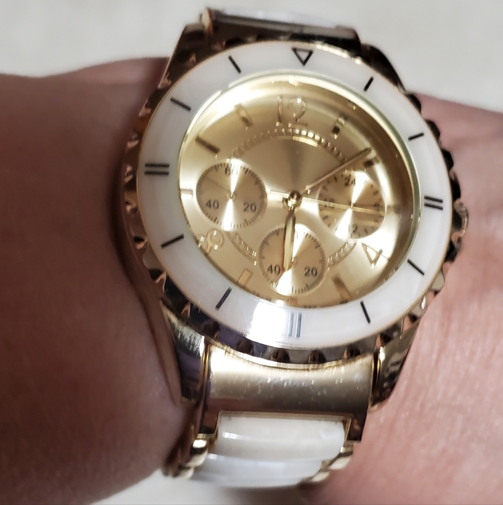 Gold shell watch - Picture 3 of 4